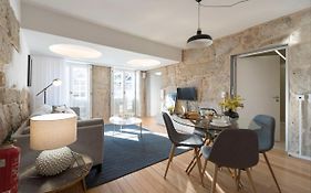 LovelyStay - Sao Domingos Apartment